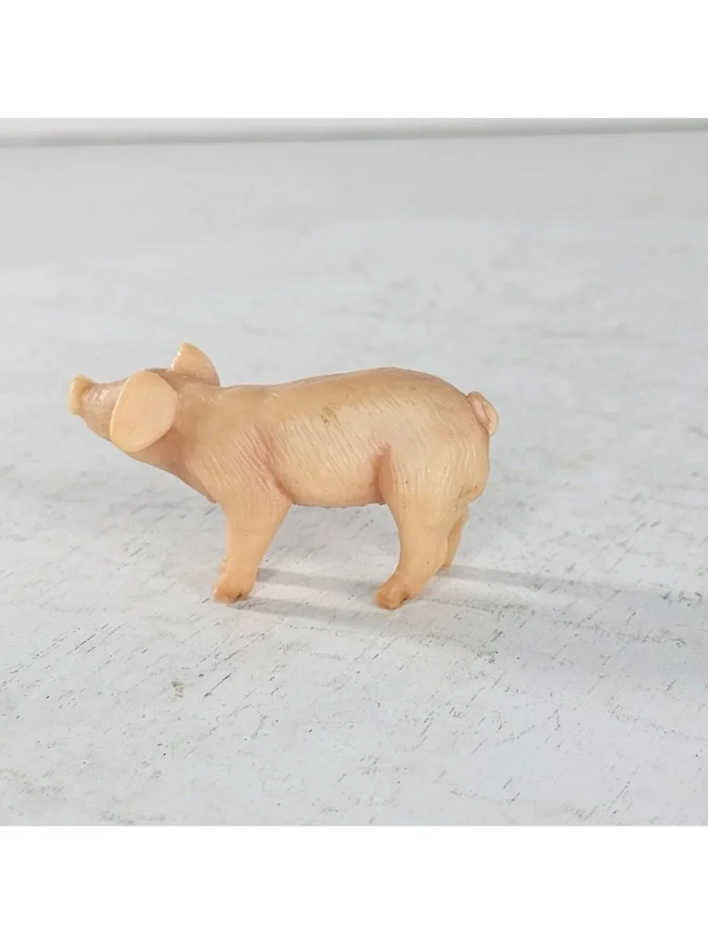 Schleich Piglet Standing Baby Pig #13118 Farm Animal Figure Toy 1996-2003